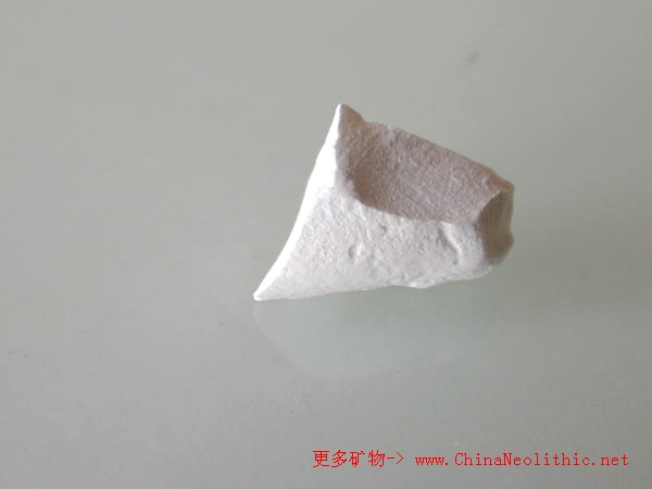 白硼钙石-priceite-矿物图片-矿物百科-中国新石器