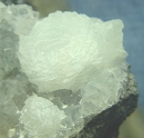 水钙沸石2703