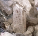 针钠钙石7917