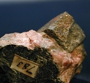 晶质铀矿1078