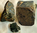 晶质铀矿1183