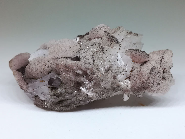 无根浮生八面体白钨矿和白云石、水晶共生矿物晶体标本原石原矿,白钨,水晶,白云石