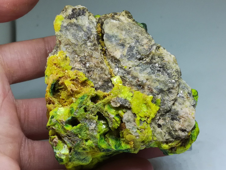 国内罕见的钙铀云母绿色云母原石矿物标本矿石,钙铀云母