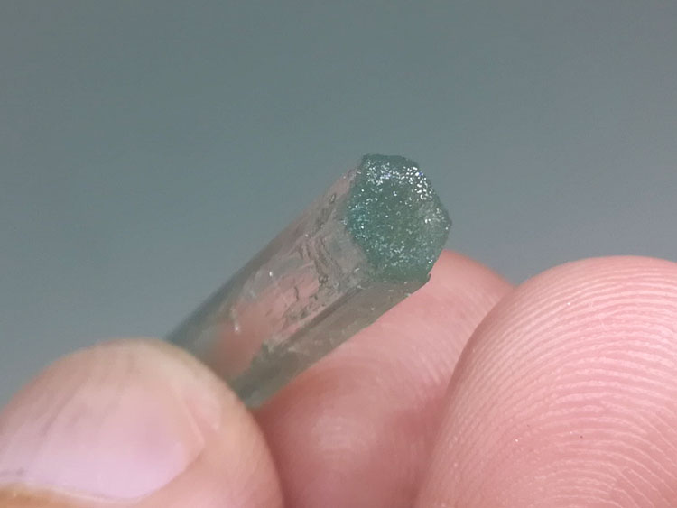 福建新出的海蓝宝石矿物晶体矿物标本宝石原石原矿原料,海蓝宝石