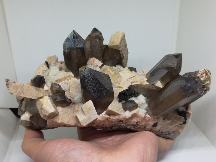 K-feldspar, smoky quartz, mica mineral crystal gem stone ore samples,Feldspar,Quartz,Mica