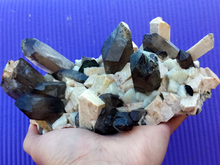 K-feldspar, smoky quartz, mica mineral crystal gem stone ore samples,Feldspar,Quartz,Mica