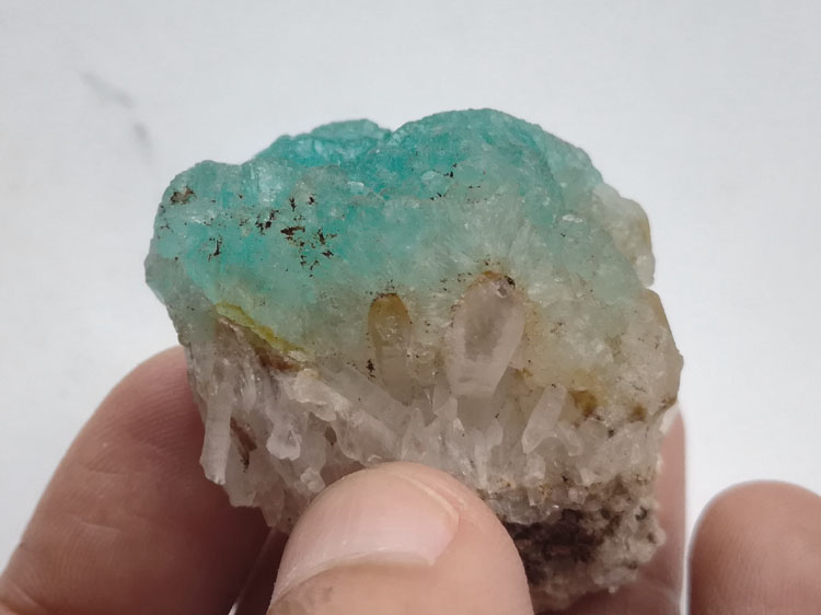 蓝色异极矿宝石和水晶共生矿物晶体标本宝石原石原矿堪比海蓝宝石,异极矿,水晶