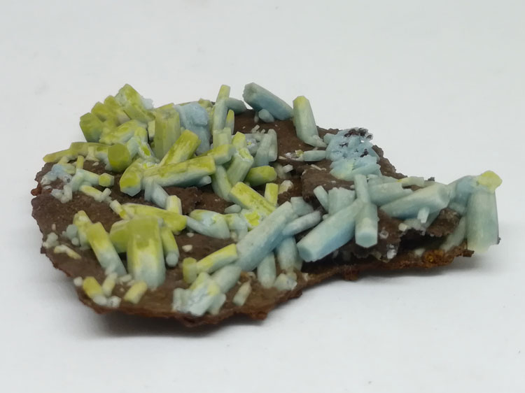 蓝色水磷铝铅矿和磷氯铅矿物标本晶体矿石宝石原石原矿,磷氯铅矿