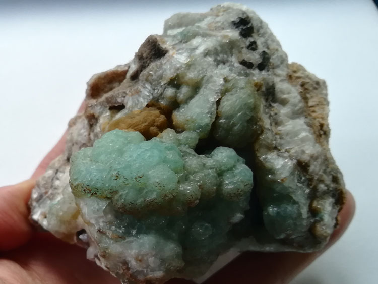 淡淡蓝绿色异极矿矿物标本晶体宝石原石原矿石,异极矿