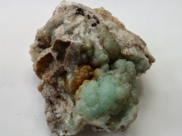 淡淡蓝绿色异极矿矿物标本晶体宝石原石原矿石,异极矿