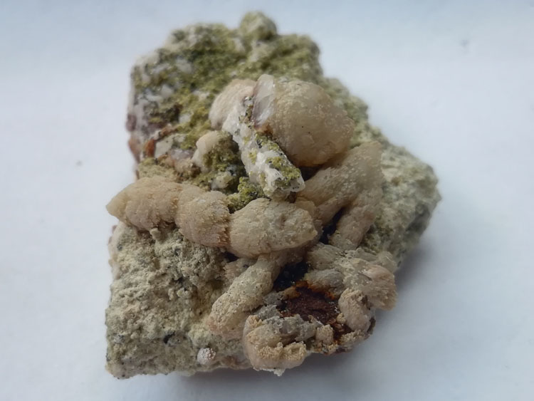 Coral Calcite and Feldspar Symbiotic Mineral Specimens Crystal Gemstone Raw Ore Ornamental Stone,Calcite,Feldspar