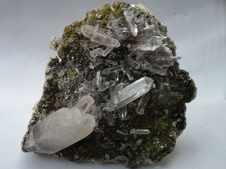 罕见的白水晶簇和绿云母、长石共生矿物标本晶体宝石原石原矿石,水晶,云母,长石