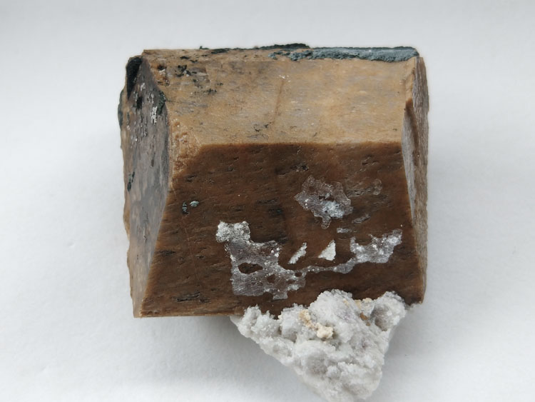 标准的微斜长石矿物标本晶体晶簇宝石原石原矿石能量石精品摆件,长石