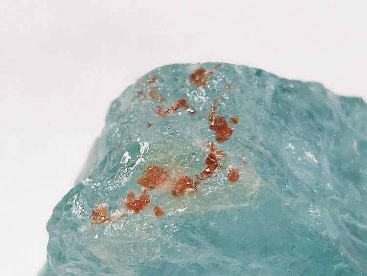 颜色超好海蓝宝石和石榴石宝石原石原矿石绿柱石矿物标本晶体晶簇,海蓝宝石,石榴石