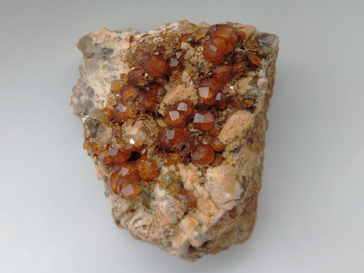 天然石榴石芬达石紫牙乌宝石茶色水晶长石原石原矿石矿物标本晶体,石榴石,水晶,长石