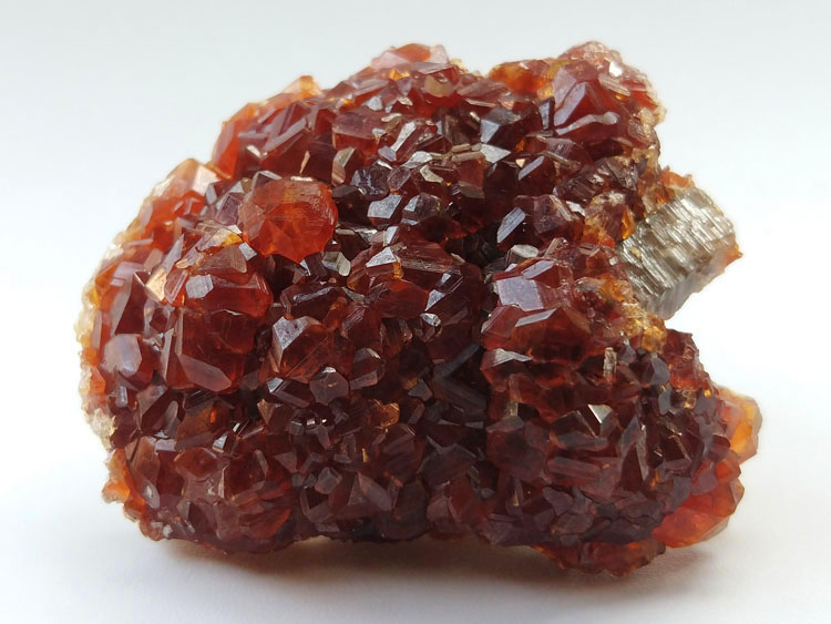 宝石级橙红色芬达石锰铝石榴石矿物标本晶体宝石原石原矿原料,石榴石