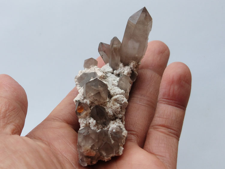 天然石榴石芬达石茶色烟晶长石矿物标本晶体晶簇宝石原石原矿,石榴石,水晶,长石