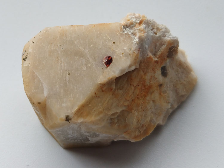新矿品种斜发沸石和正长石榴石共生矿物标本晶体晶簇宝石原石原矿,斜发沸石,长石,石榴石