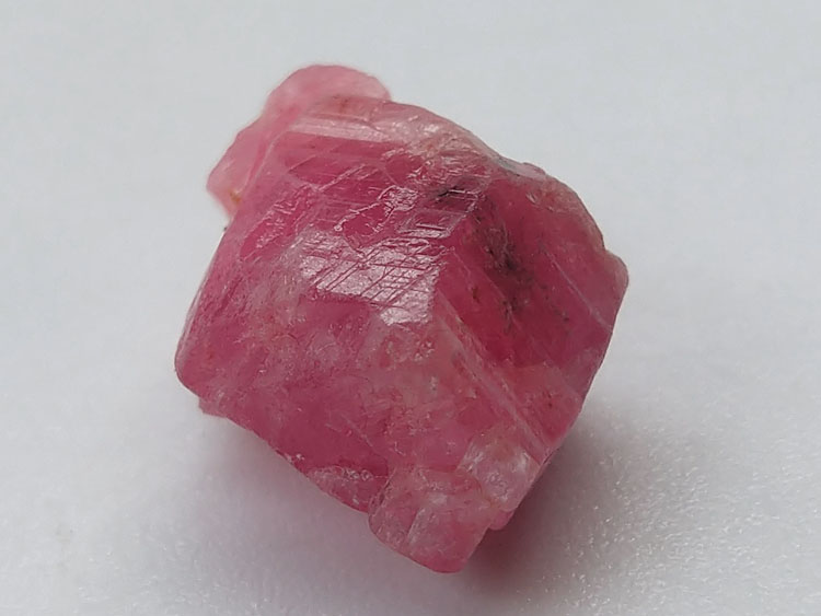 天然红宝石刚玉蓝宝石原石原矿石矿物标本晶体晶簇能量石精品摆件