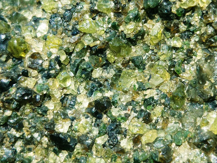 50克橄榄石戒指刻面料宝石原石原矿矿物标本晶体晶簇晶洞能量,橄榄石