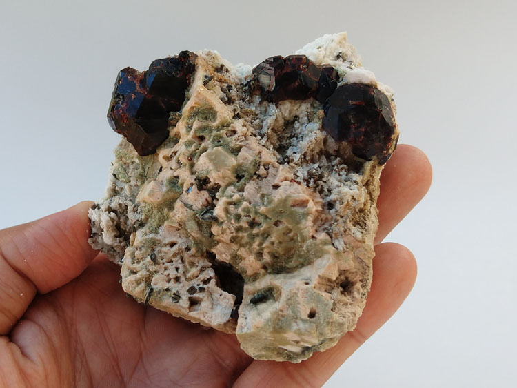 大晶体锰铝石榴石钠长石共生矿物标本晶体宝石原石原矿,石榴石,长石
