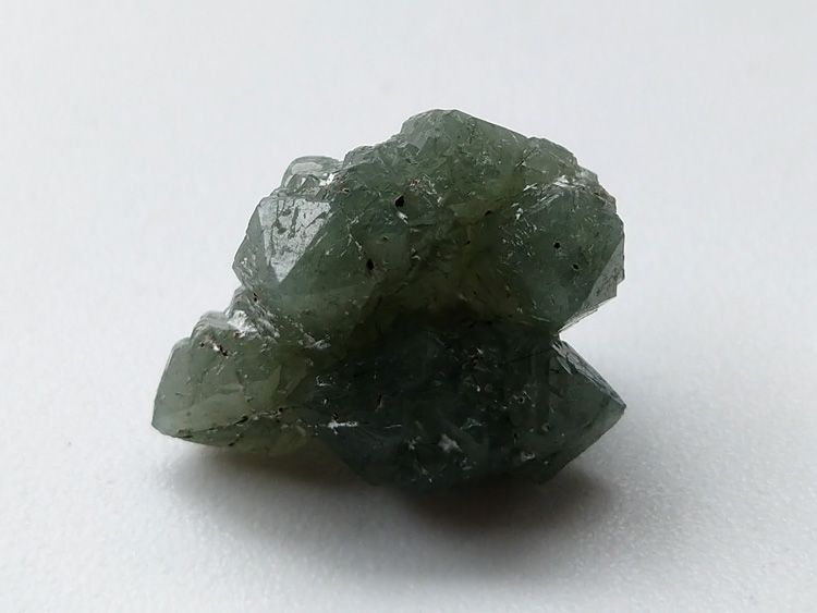 内蒙的骨干鳄鱼绿水晶簇矿物晶体标本宝石原石原矿,水晶