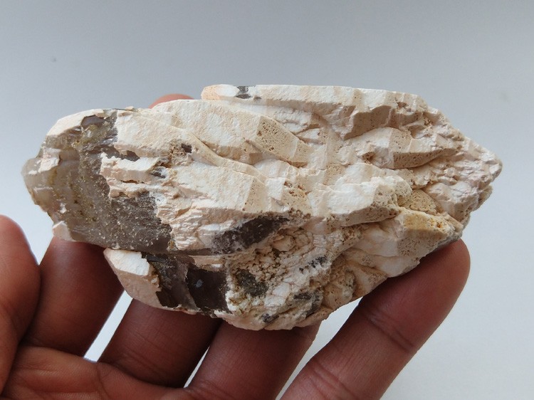 长石交代的骨干茶色水晶茶晶宝石原石矿物标本晶体晶簇晶洞,长石,水晶