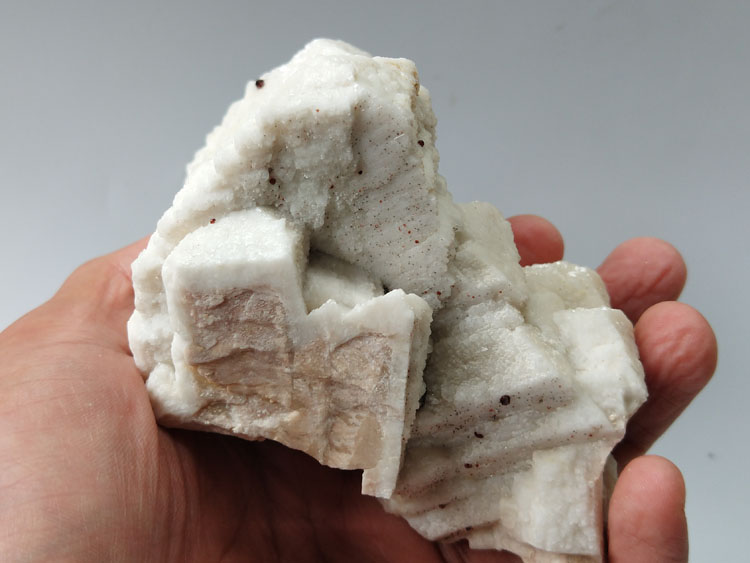 包裹双晶斜长石的钠长石石榴石矿物标本晶体晶簇晶洞宝石原石原矿,长石,石榴石
