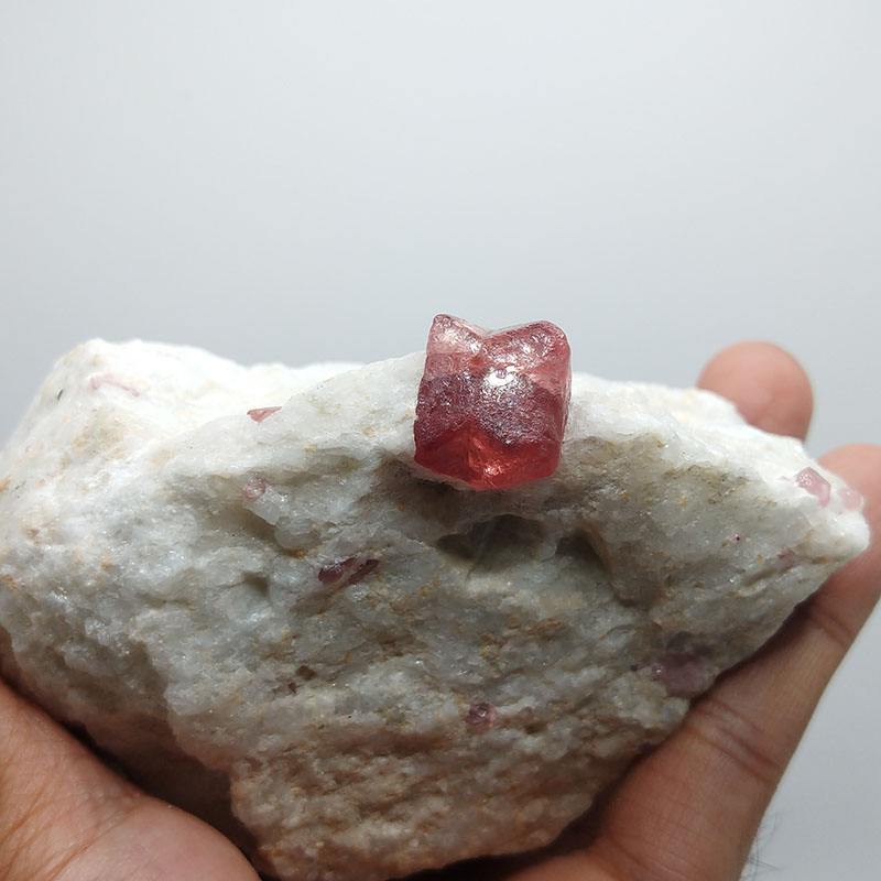 Spinel Twin crystal Mineral Specimens Mineral Crystals Gem,Spinel